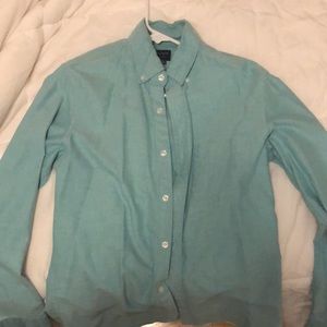 Jcrew shirt size small but runs bigger I am a medium and fits me
